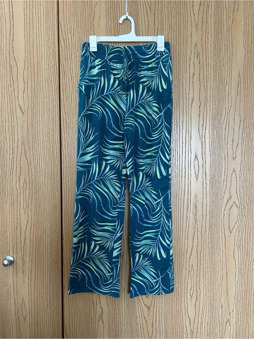 Green Tropical Print Pull-On Pants